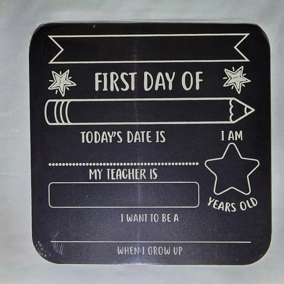 🆕First Day of School & Last Day of School Reversible & Reusable Chalkboard - Picture 3 of 5